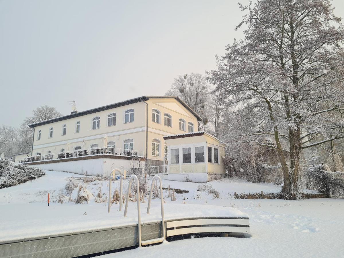 Hotel & Restaurant Haus Am See Locknitz Экстерьер фото