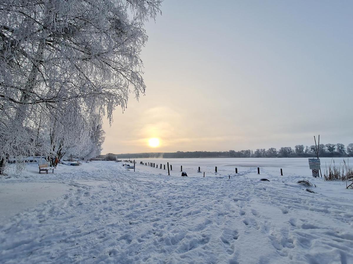 Hotel & Restaurant Haus Am See Locknitz Экстерьер фото