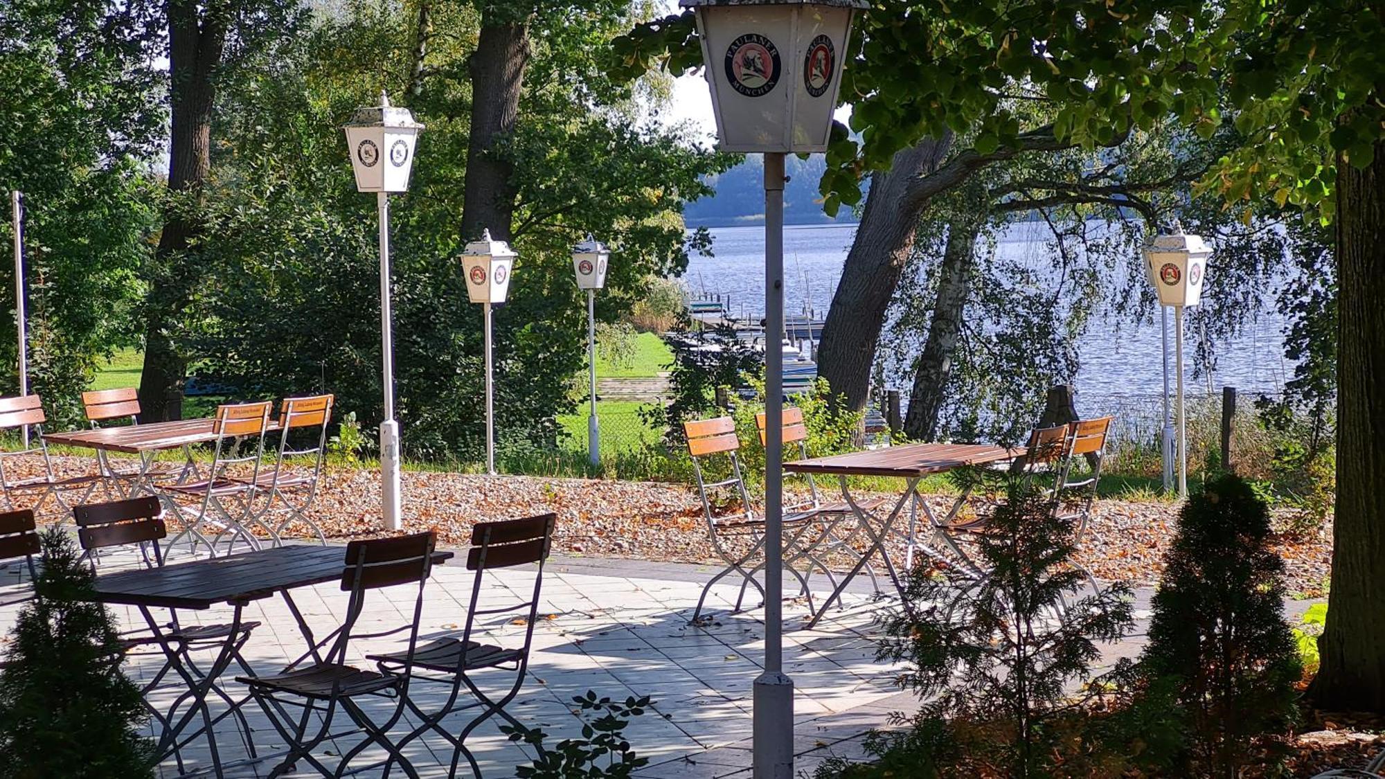 Hotel & Restaurant Haus Am See Locknitz Экстерьер фото