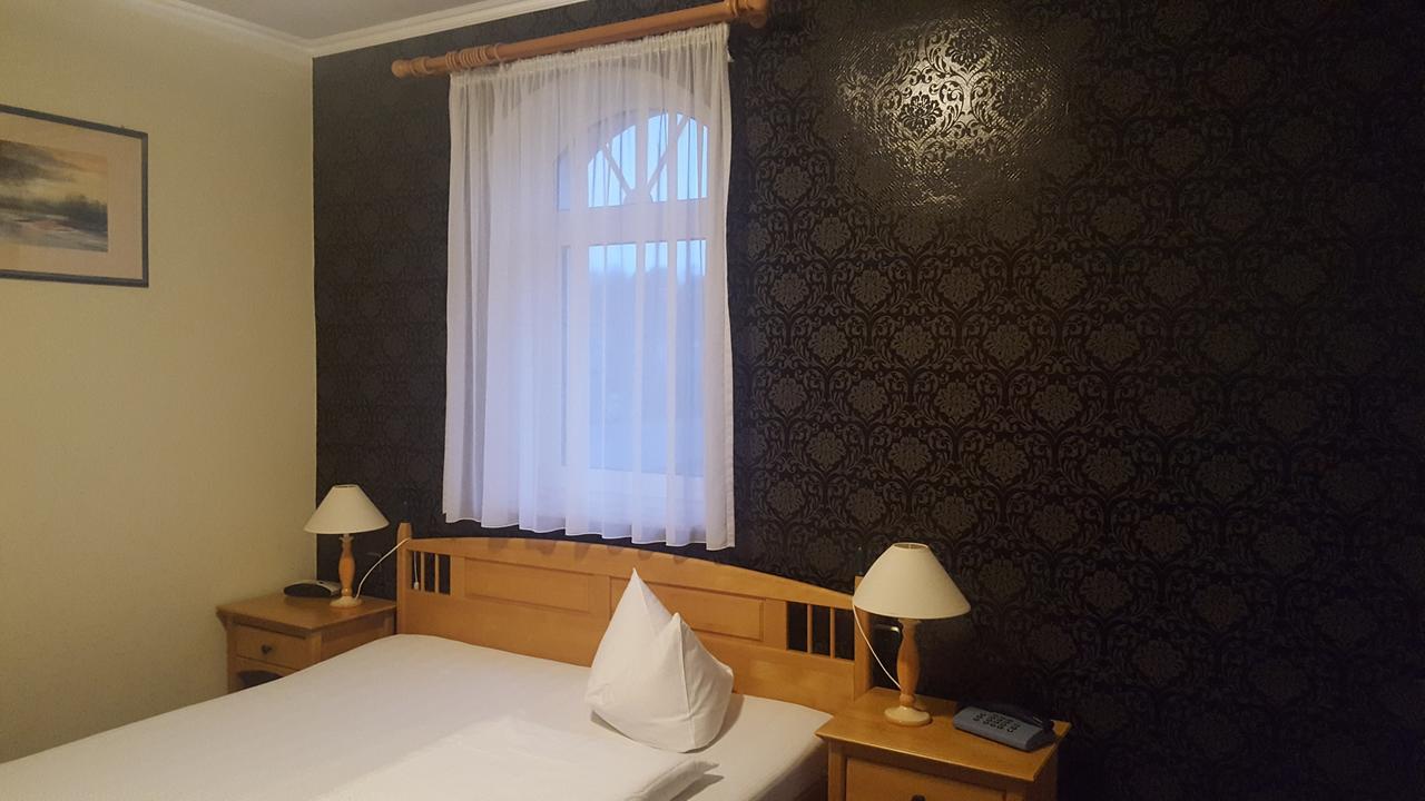 Hotel & Restaurant Haus Am See Locknitz Экстерьер фото